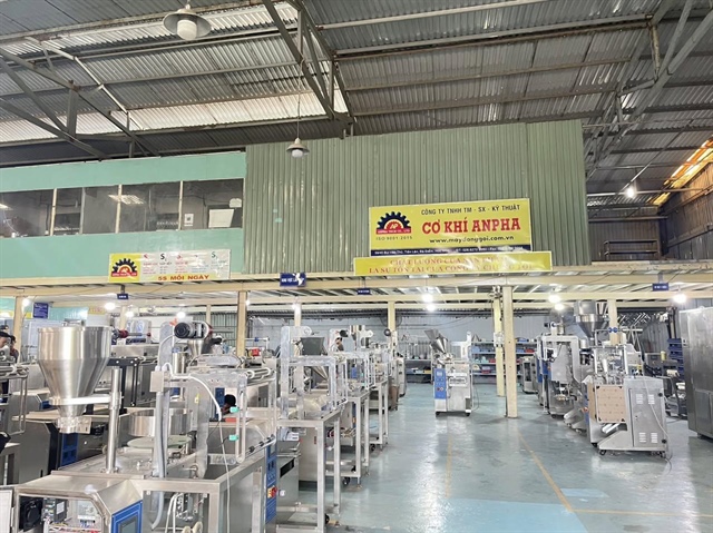 Anpha Tech: Xưởng sản xuất máy đóng gói bao bì thực phẩm tự động cho doanh nghiệp vừa và nhỏ